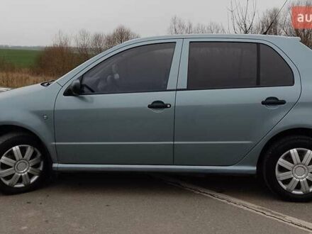 Сірий Шкода Фабія, об'ємом двигуна 1.2 л та пробігом 325 тис. км за 3450 $, фото 1 на Automoto.ua