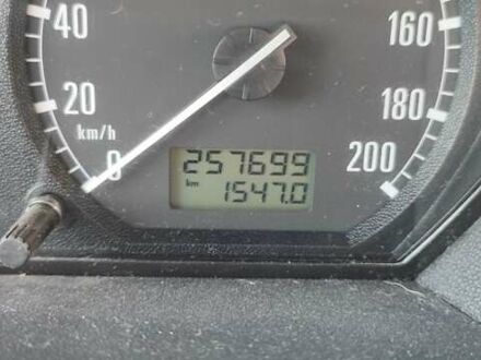 Серый Шкода Фабия, объемом двигателя 1.4 л и пробегом 258 тыс. км за 3500 $, фото 1 на Automoto.ua