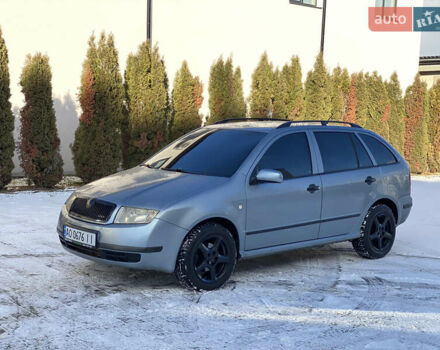Сірий Шкода Фабія, об'ємом двигуна 1.39 л та пробігом 200 тис. км за 2999 $, фото 1 на Automoto.ua