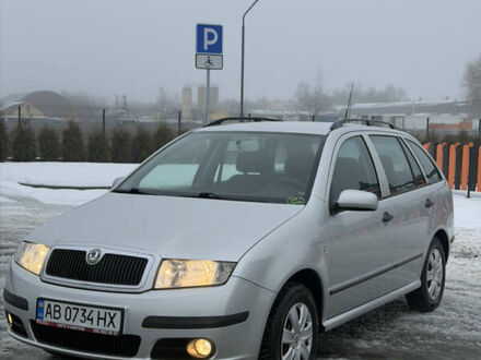 Сірий Шкода Фабія, об'ємом двигуна 1.39 л та пробігом 199 тис. км за 4299 $, фото 1 на Automoto.ua