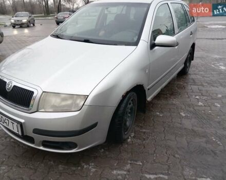 Серый Шкода Фабия, объемом двигателя 1.2 л и пробегом 246 тыс. км за 2000 $, фото 1 на Automoto.ua