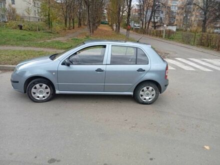 Шкода Фабия 2004 в Дрогобыче на Automoto.ua Серый Шкода Фабия, объемом двигателя 1.2 л и пробегом 164 тыс. км за 3600 $, фото 1 на Automoto.ua