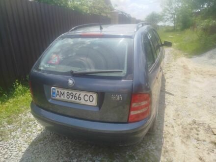 Шкода Фабія 2004 у Житомирі на Automoto.ua Сірий Шкода Фабія, об'ємом двигуна 1.2 л та пробігом 258 тис. км за 3100 $, фото 1 на Automoto.ua