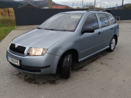 Серый Шкода Фабия, объемом двигателя 1.4 л и пробегом 196 тыс. км за 4200 $, фото 1 на Automoto.ua