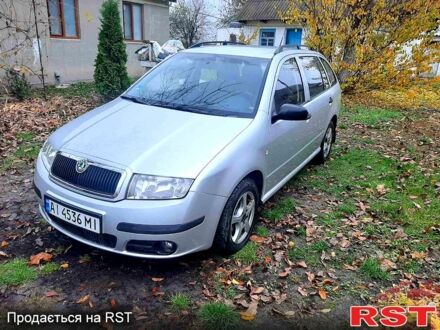 Сірий Шкода Фабія, об'ємом двигуна 1.2 л та пробігом 380 тис. км за 3600 $, фото 1 на Automoto.ua
