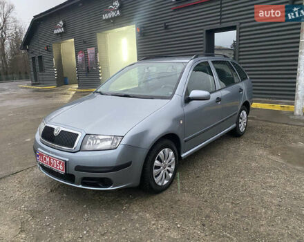Сірий Шкода Фабія, об'ємом двигуна 1.4 л та пробігом 206 тис. км за 3850 $, фото 1 на Automoto.ua