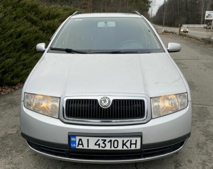 Серый Шкода Фабия, объемом двигателя 1.4 л и пробегом 243 тыс. км за 4600 $, фото 1 на Automoto.ua