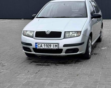 Сірий Шкода Фабія, об'ємом двигуна 1.4 л та пробігом 215 тис. км за 3949 $, фото 1 на Automoto.ua
