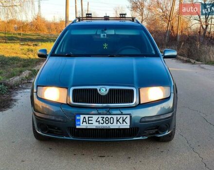 Серый Шкода Фабия, объемом двигателя 1.39 л и пробегом 204 тыс. км за 2900 $, фото 1 на Automoto.ua