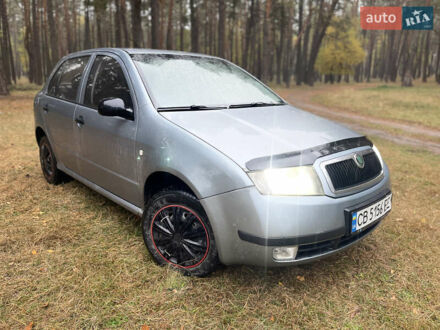 Шкода Фабия 2004 в Чернигове на Automoto.ua Серый Шкода Фабия, объемом двигателя 1.2 л и пробегом 262 тыс. км за 3350 $, фото 1 на Automoto.ua