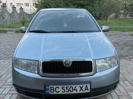 Серый Шкода Фабия, объемом двигателя 1.2 л и пробегом 137 тыс. км за 4500 $, фото 1 на Automoto.ua