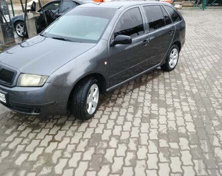 Серый Шкода Фабия, объемом двигателя 1.9 л и пробегом 350 тыс. км за 3150 $, фото 1 на Automoto.ua
