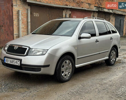 Сірий Шкода Фабія, об'ємом двигуна 1.39 л та пробігом 208 тис. км за 3999 $, фото 1 на Automoto.ua