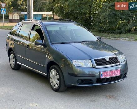 Сірий Шкода Фабія, об'ємом двигуна 1.4 л та пробігом 197 тис. км за 5400 $, фото 1 на Automoto.ua