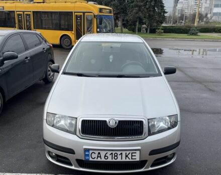 Серый Шкода Фабия, объемом двигателя 1.2 л и пробегом 285 тыс. км за 3900 $, фото 1 на Automoto.ua