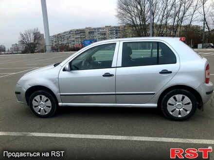 Сірий Шкода Фабія, об'ємом двигуна 1.2 л та пробігом 260 тис. км за 3200 $, фото 1 на Automoto.ua