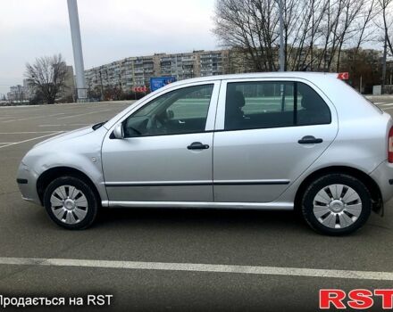 Серый Шкода Фабия, объемом двигателя 1.2 л и пробегом 260 тыс. км за 3200 $, фото 1 на Automoto.ua