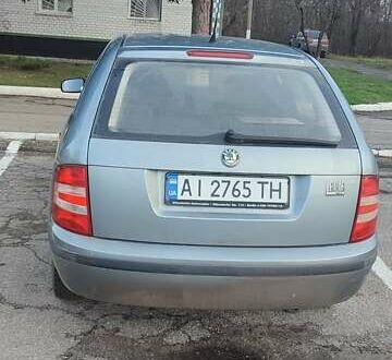 Серый Шкода Фабия, объемом двигателя 1.39 л и пробегом 222 тыс. км за 3500 $, фото 1 на Automoto.ua