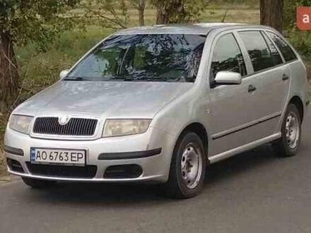 Сірий Шкода Фабія, об'ємом двигуна 1.42 л та пробігом 271 тис. км за 4500 $, фото 1 на Automoto.ua