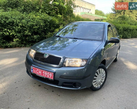 Серый Шкода Фабия, объемом двигателя 0 л и пробегом 162 тыс. км за 5500 $, фото 1 на Automoto.ua
