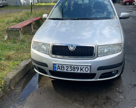 Сірий Шкода Фабія, об'ємом двигуна 1.39 л та пробігом 184 тис. км за 3750 $, фото 1 на Automoto.ua