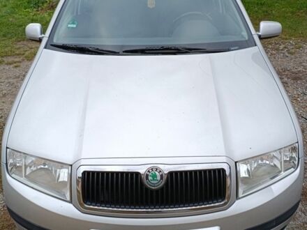 Сірий Шкода Фабія, об'ємом двигуна 1.4 л та пробігом 220 тис. км за 5000 $, фото 1 на Automoto.ua