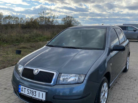 Серый Шкода Фабия, объемом двигателя 1.2 л и пробегом 207 тыс. км за 4000 $, фото 1 на Automoto.ua