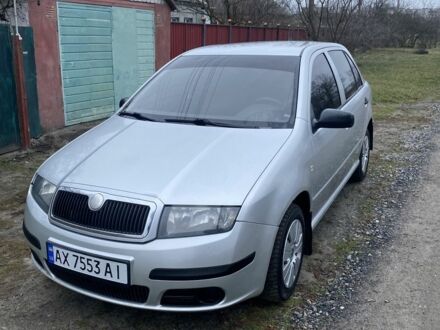Сірий Шкода Фабія, об'ємом двигуна 1.2 л та пробігом 300 тис. км за 2500 $, фото 1 на Automoto.ua