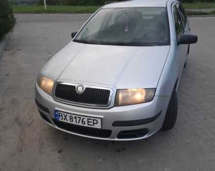 Сірий Шкода Фабія, об'ємом двигуна 1.39 л та пробігом 229 тис. км за 3500 $, фото 1 на Automoto.ua