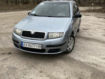 Сірий Шкода Фабія, об'ємом двигуна 1.2 л та пробігом 150 тис. км за 3300 $, фото 1 на Automoto.ua