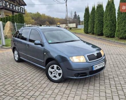 Серый Шкода Фабия, объемом двигателя 1.39 л и пробегом 299 тыс. км за 2999 $, фото 1 на Automoto.ua