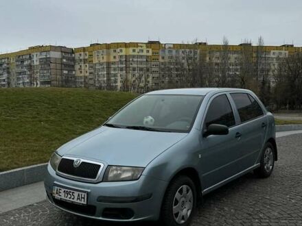 Серый Шкода Фабия, объемом двигателя 1.2 л и пробегом 437 тыс. км за 3500 $, фото 1 на Automoto.ua