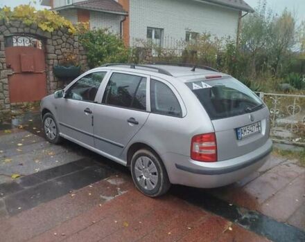 Серый Шкода Фабия, объемом двигателя 1.2 л и пробегом 204 тыс. км за 4000 $, фото 1 на Automoto.ua