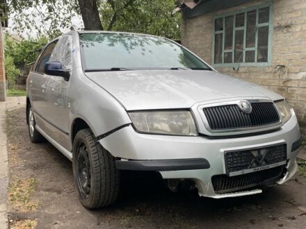 Шкода Фабия 2005 в Черкассах на Automoto.ua Серый Шкода Фабия, объемом двигателя 10 л и пробегом 3 тыс. км за 1700 $, фото 1 на Automoto.ua