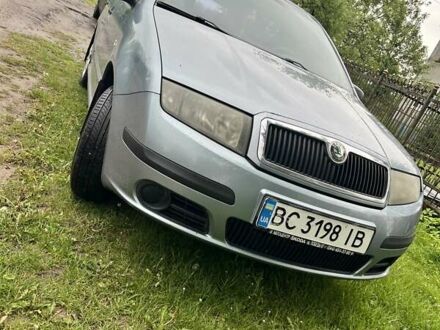 Шкода Фабія 2005 у Радехове на Automoto.ua Сірий Шкода Фабія, об'ємом двигуна 1.4 л та пробігом 244 тис. км за 3600 $, фото 1 на Automoto.ua