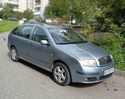 Сірий Шкода Фабія, об'ємом двигуна 1.39 л та пробігом 243 тис. км за 3900 $, фото 1 на Automoto.ua
