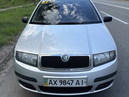 Серый Шкода Фабия, объемом двигателя 1.2 л и пробегом 109 тыс. км за 3600 $, фото 1 на Automoto.ua