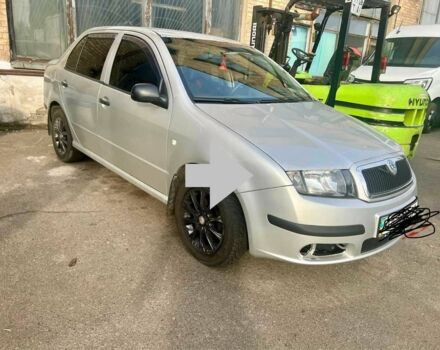 Сірий Шкода Фабія, об'ємом двигуна 1.2 л та пробігом 289 тис. км за 2400 $, фото 1 на Automoto.ua