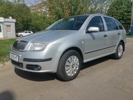 Шкода Фабія 2006 у Миргороде на Automoto.ua Сірий Шкода Фабія, об'ємом двигуна 1.4 л та пробігом 206 тис. км за 4150 $, фото 1 на Automoto.ua