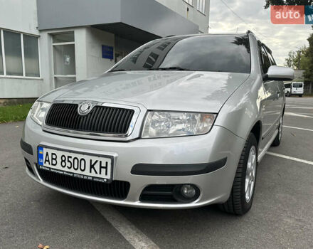 Сірий Шкода Фабія, об'ємом двигуна 1.39 л та пробігом 160 тис. км за 5800 $, фото 1 на Automoto.ua