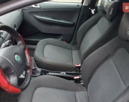 Сірий Шкода Фабія, об'ємом двигуна 1.4 л та пробігом 198 тис. км за 5200 $, фото 1 на Automoto.ua