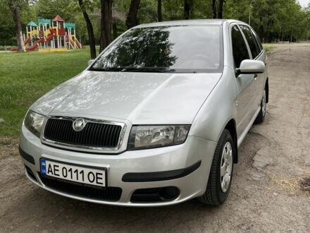 Шкода Фабия 2006 в Кривом Роге на Automoto.ua Серый Шкода Фабия, объемом двигателя 1.2 л и пробегом 188 тыс. км за 4100 $, фото 1 на Automoto.ua