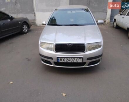 Сірий Шкода Фабія, об'ємом двигуна 1.39 л та пробігом 300 тис. км за 4250 $, фото 1 на Automoto.ua