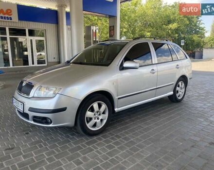 Сірий Шкода Фабія, об'ємом двигуна 1.39 л та пробігом 269 тис. км за 4700 $, фото 1 на Automoto.ua