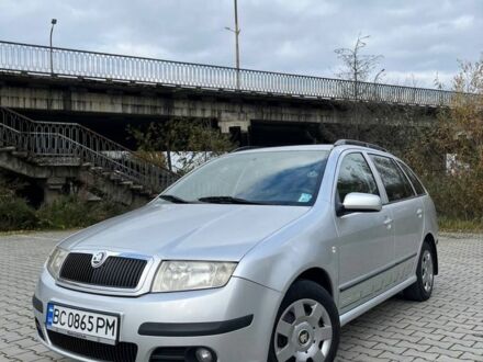 Сірий Шкода Фабія, об'ємом двигуна 1.4 л та пробігом 237 тис. км за 3650 $, фото 1 на Automoto.ua