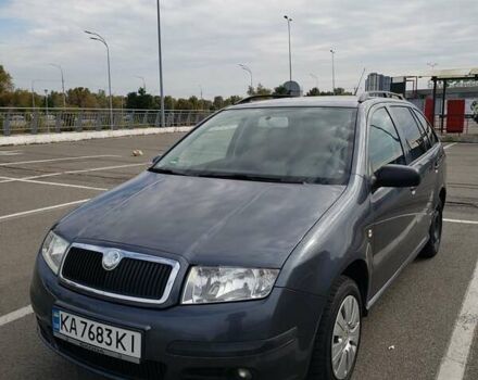 Сірий Шкода Фабія, об'ємом двигуна 1.39 л та пробігом 252 тис. км за 4000 $, фото 1 на Automoto.ua
