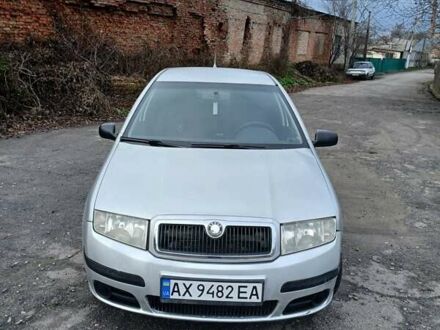 Сірий Шкода Фабія, об'ємом двигуна 1.2 л та пробігом 265 тис. км за 2499 $, фото 1 на Automoto.ua