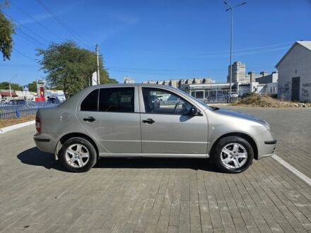 Шкода Фабия 2006 в Одессе на Automoto.ua Серый Шкода Фабия, объемом двигателя 1.2 л и пробегом 182 тыс. км за 4000 $, фото 1 на Automoto.ua