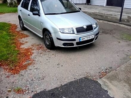 Сірий Шкода Фабія, об'ємом двигуна 1.2 л та пробігом 235 тис. км за 3000 $, фото 1 на Automoto.ua