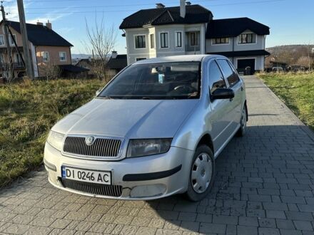 Серый Шкода Фабия, объемом двигателя 1.2 л и пробегом 244 тыс. км за 3200 $, фото 1 на Automoto.ua